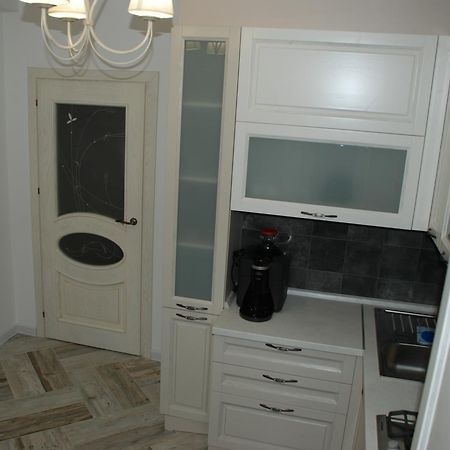 Apartment Oneclickrent 2 Smarthouse キシナウ エクステリア 写真