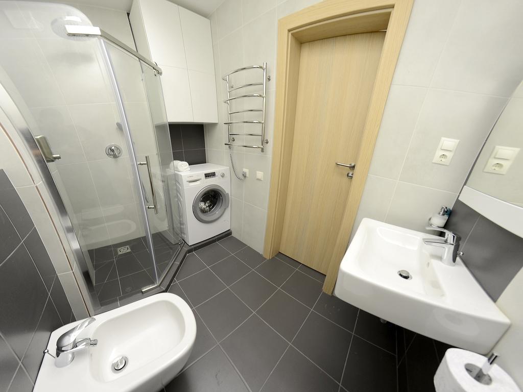 Apartment Oneclickrent 2 Smarthouse キシナウ エクステリア 写真