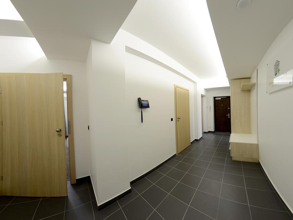 Apartment Oneclickrent 2 Smarthouse キシナウ エクステリア 写真