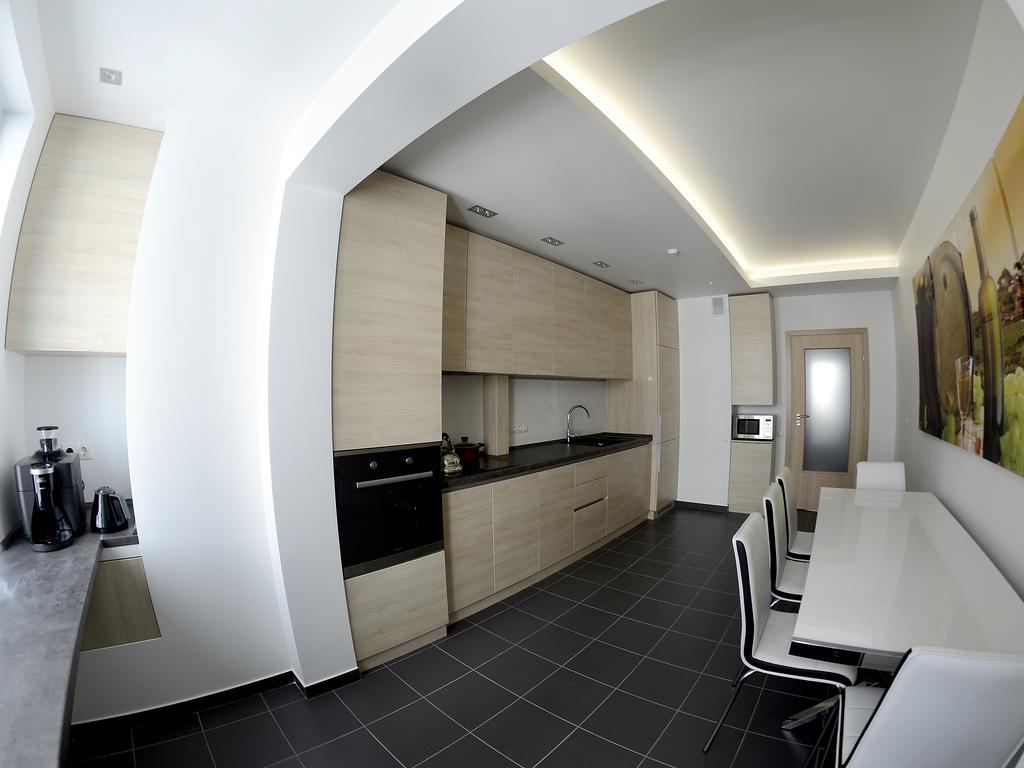 Apartment Oneclickrent 2 Smarthouse キシナウ エクステリア 写真