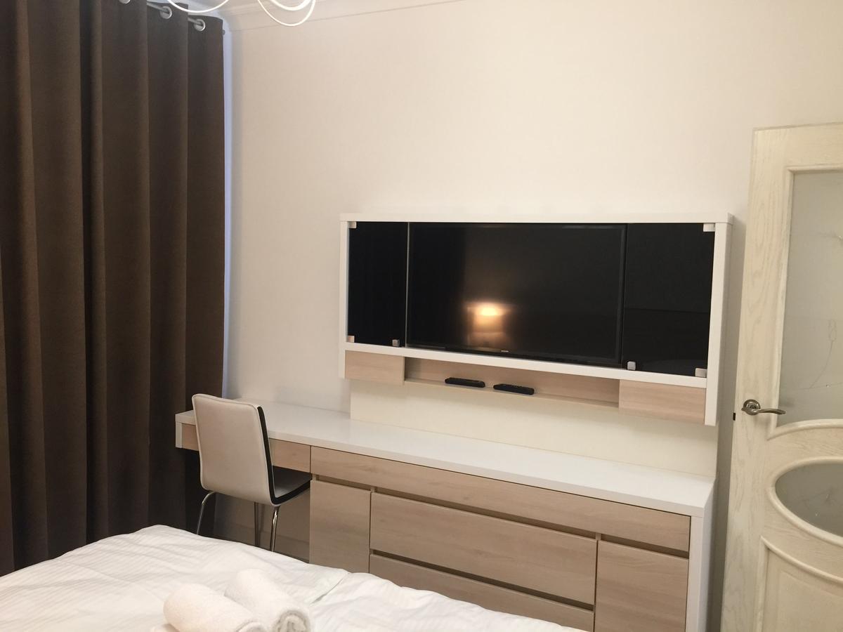 Apartment Oneclickrent 2 Smarthouse キシナウ エクステリア 写真