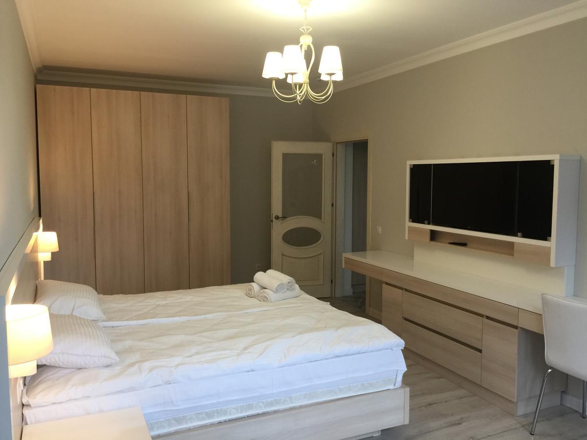 Apartment Oneclickrent 2 Smarthouse キシナウ エクステリア 写真